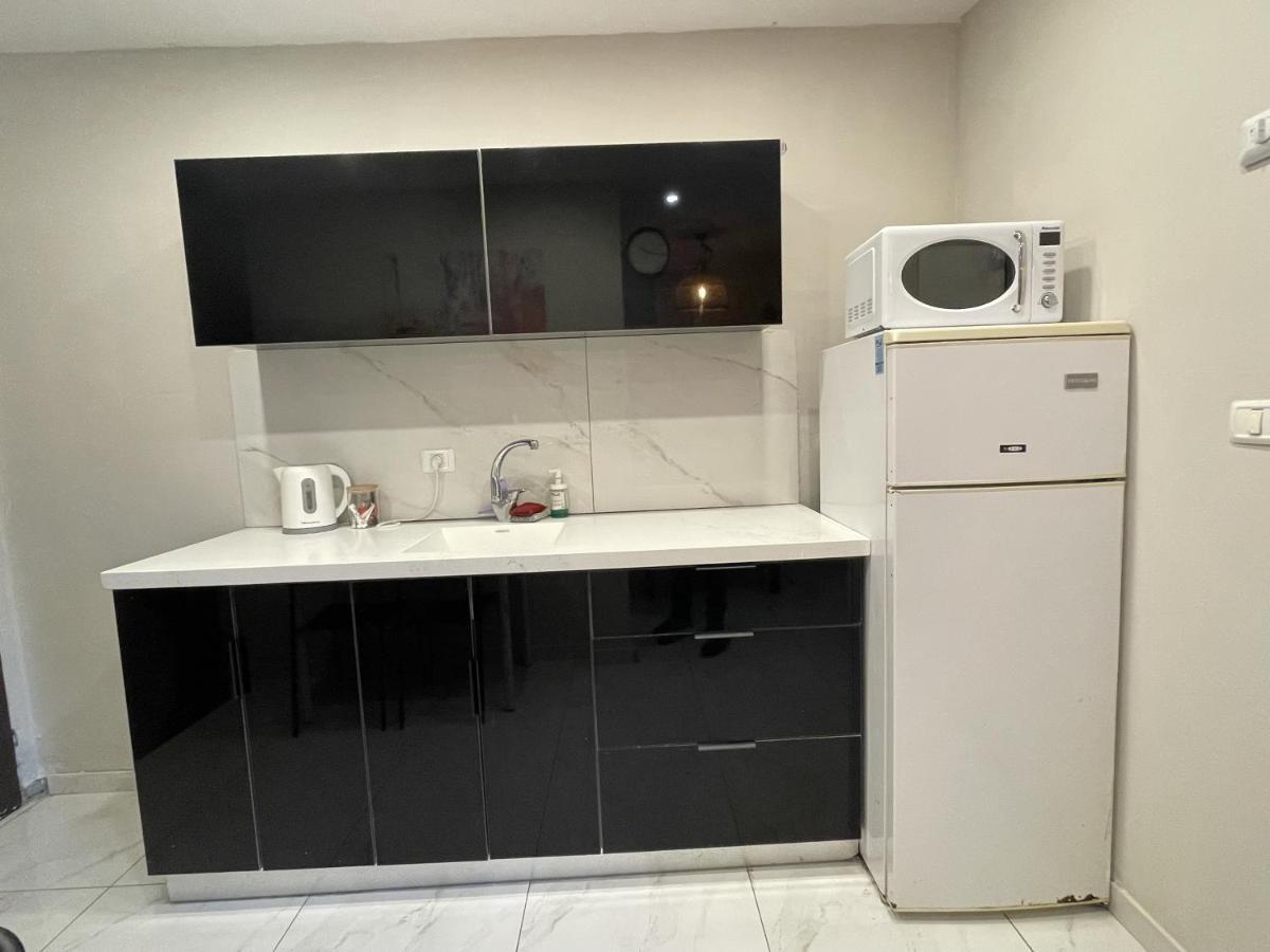 Rothschild 79 Hotel Petach Tikva Buitenkant foto